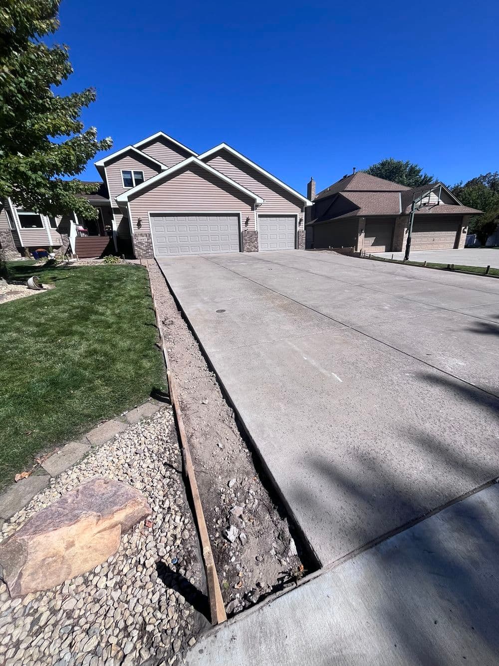 Gallery photos for Expertly Crafted Stamped Concrete for Homes in Minnesota: Image #95